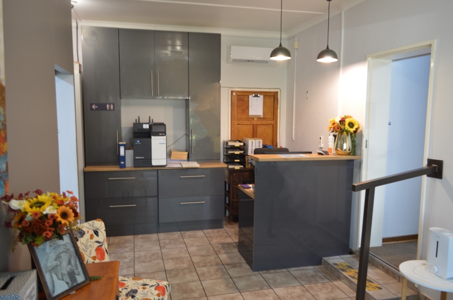 4 Bedroom Property for Sale in Flamwood North West